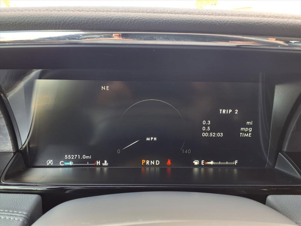 Used 2020 Lincoln Navigator Reserve w/ Luxury Package image 32