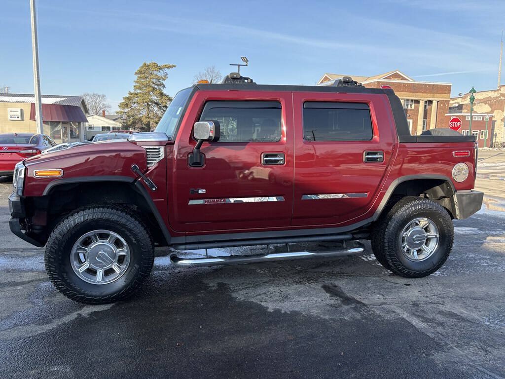 Used 2005 HUMMER H2 SUT w/ Preferred Equipment Group AWD/4WD image 2
