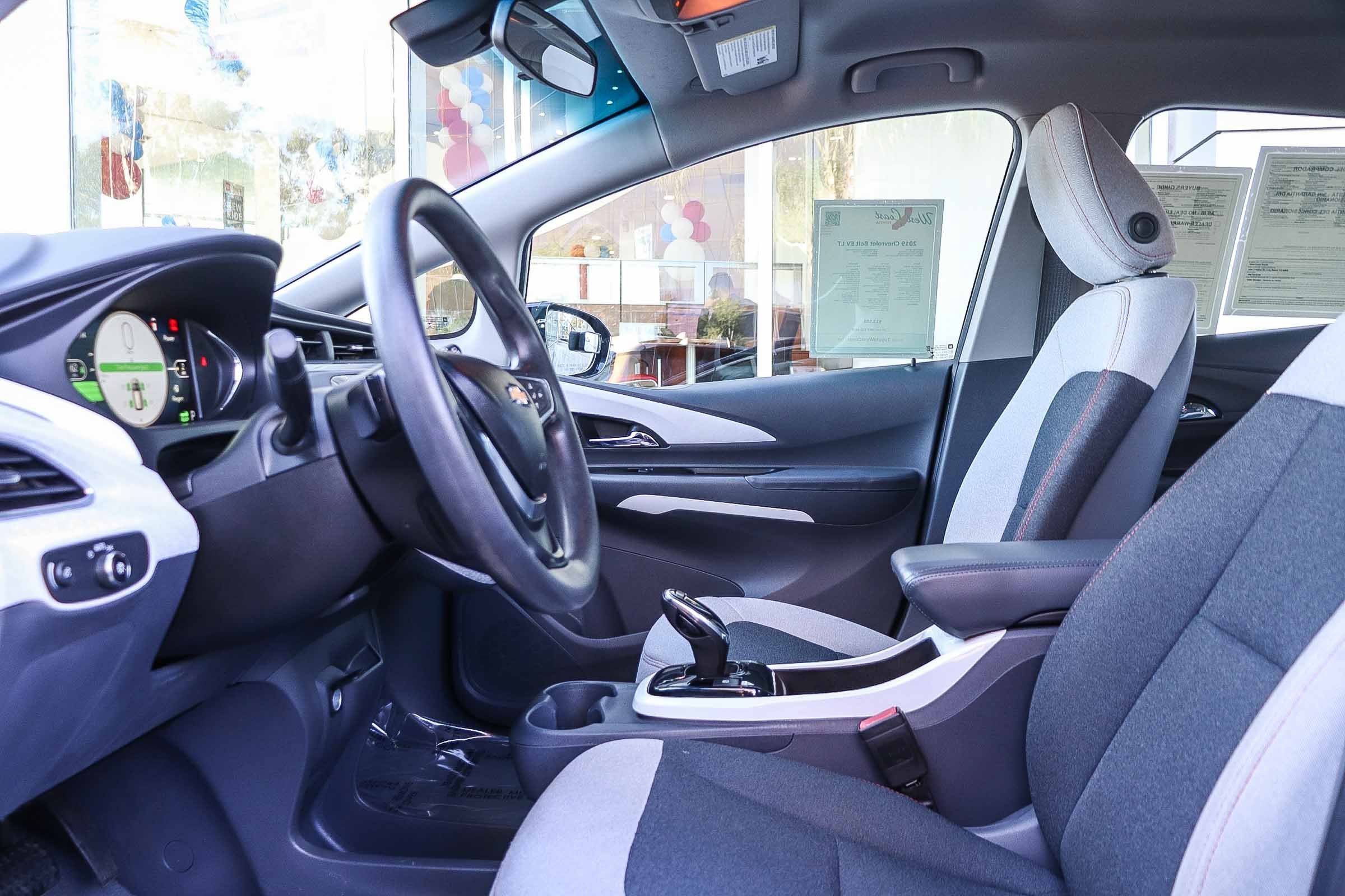 Used 2019 Chevrolet Bolt LT image 18