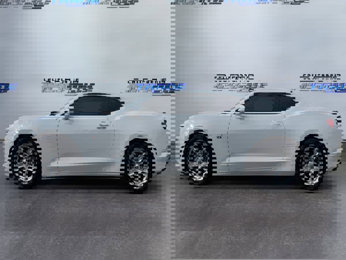 Used 2024 Chevrolet Camaro LT image 8