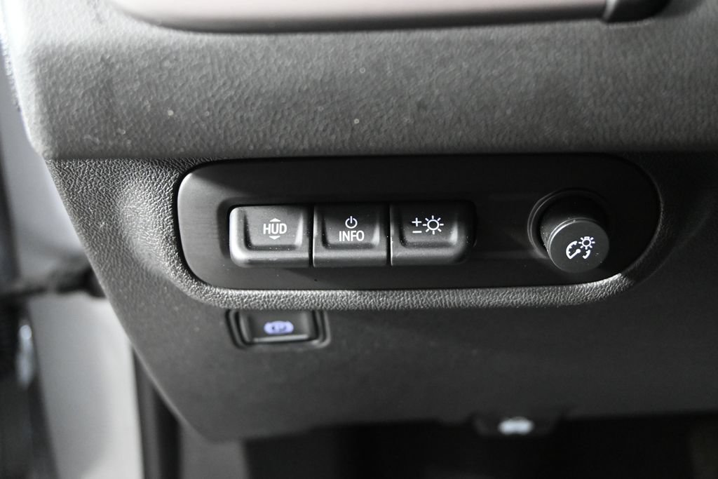 Used 2023 GMC Terrain AT4 w/ Tech Package AWD/4WD image 24