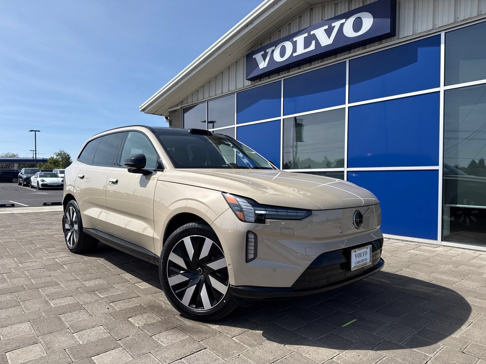 New 2025 Volvo EX90 Plus w/ Protection Package Premier AWD/4WD image 1