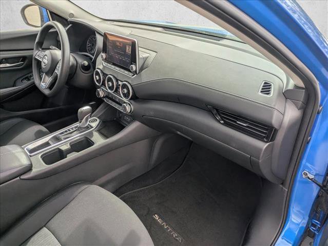 Used 2025 Nissan Sentra SV image 19