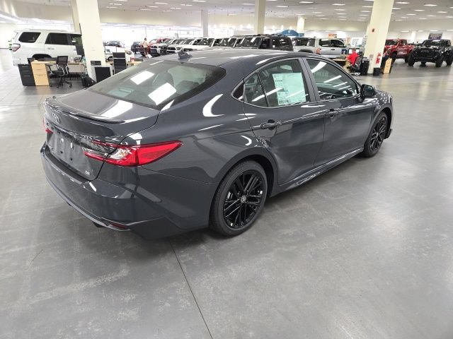 New 2026 Toyota Camry SE FWD image 5