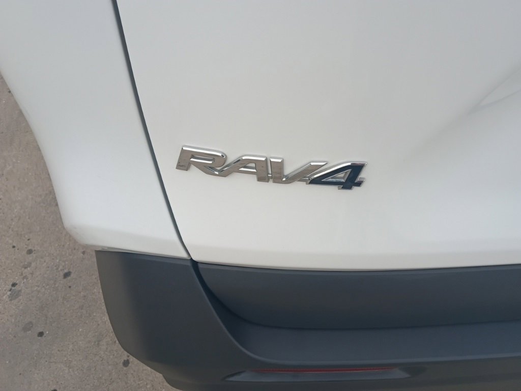Used 2025 Toyota RAV4 LE image 11
