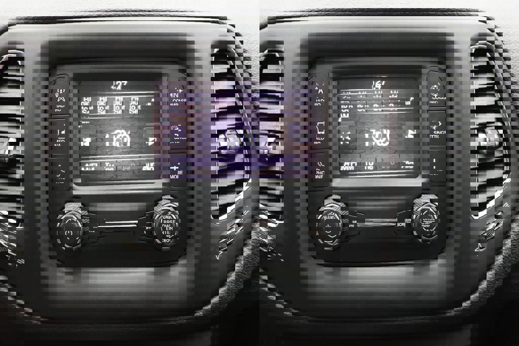 Used 2017 Jeep Compass Sport image 20