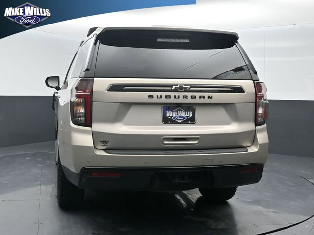 Used 2023 Chevrolet Suburban Z71 image 6