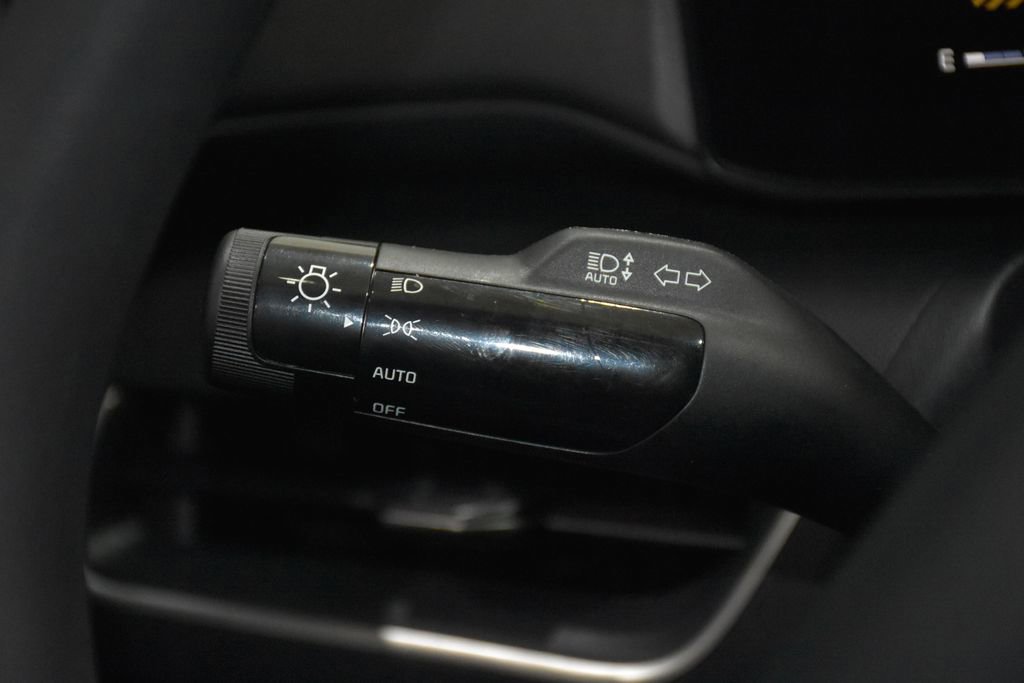 New 2026 Kia K4 LXS image 10