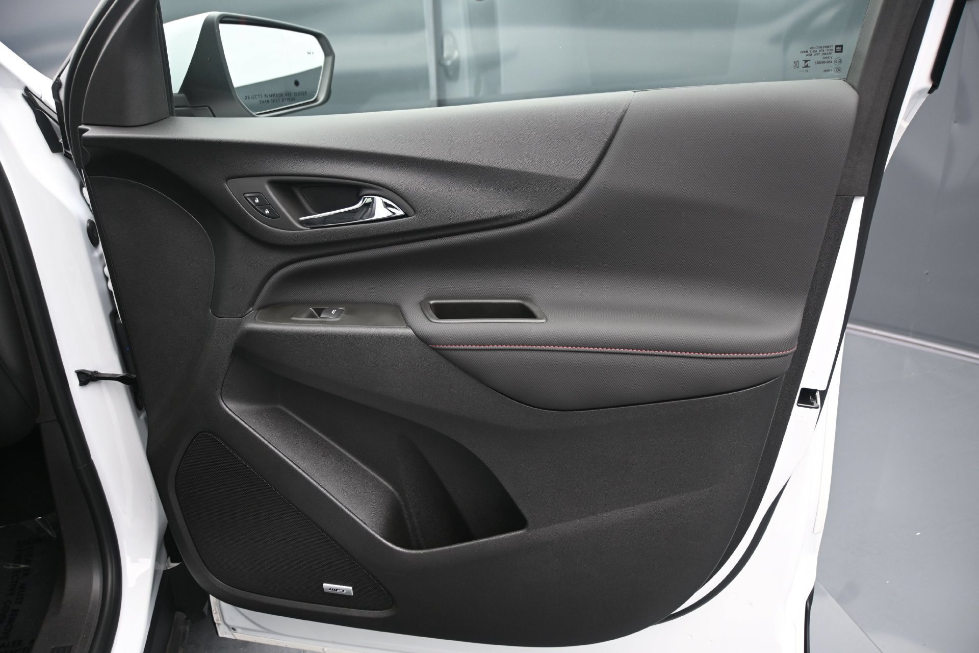 Used 2024 Chevrolet Equinox RS w/ RS Leather Package AWD/4WD image 12