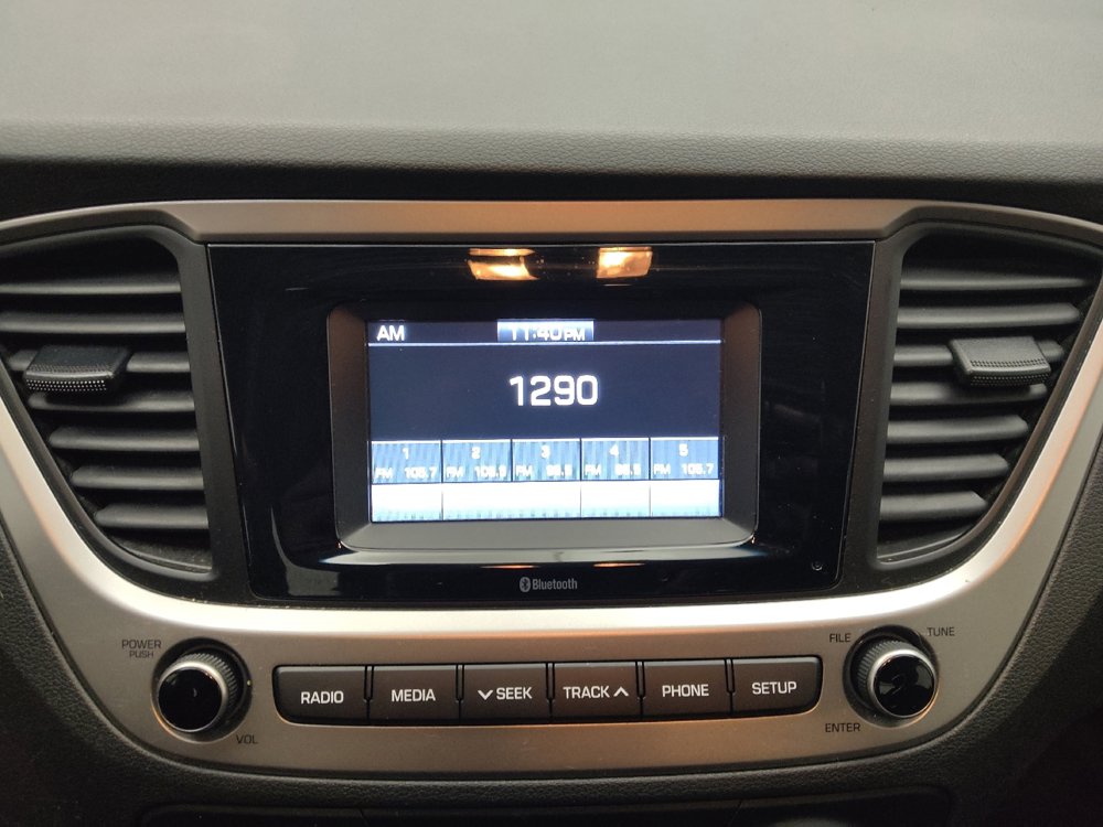 Used 2018 Hyundai Accent SE image 25