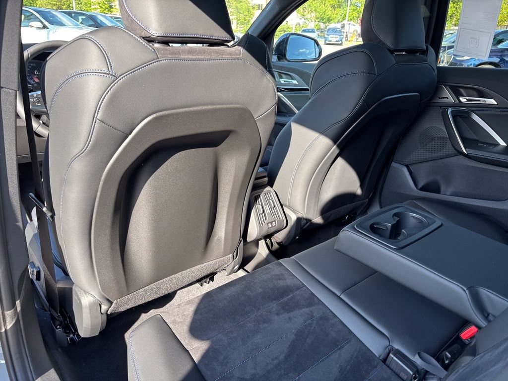 New 2026 BMW X2 xDrive28i AWD/4WD image 29