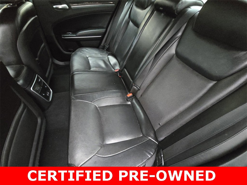 Certified 2019 Chrysler 300 Limited image 14