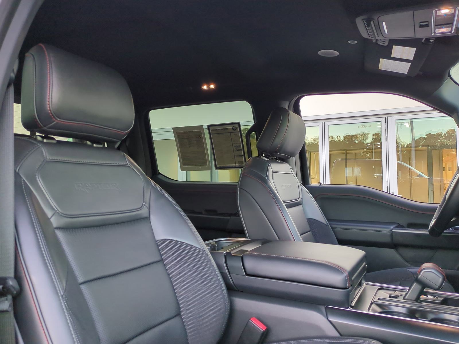 Used 2025 Ford F150 Raptor image 33