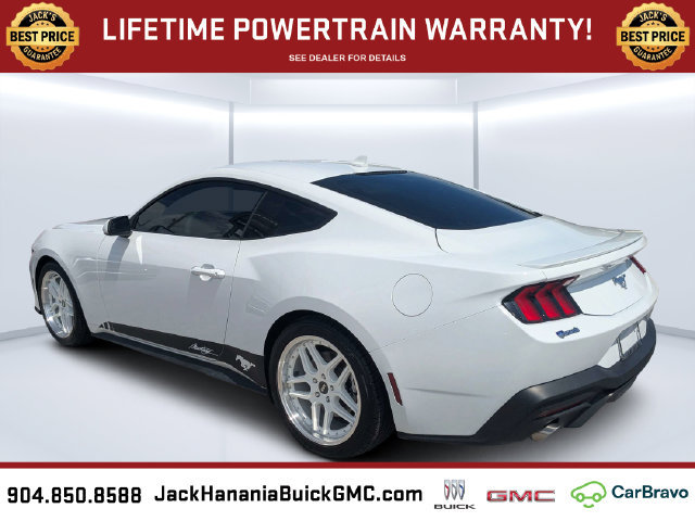 Used 2025 Ford Mustang Premium RWD image 5