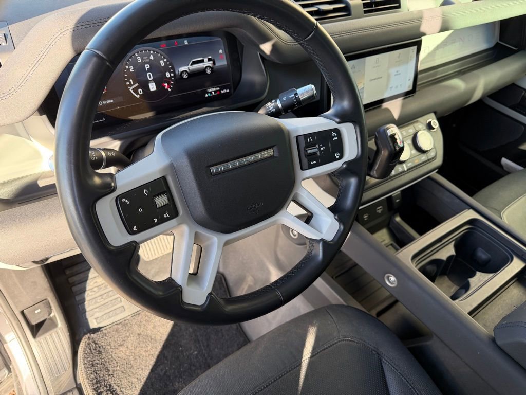 Used 2021 Land Rover Defender 110 SE image 12