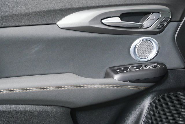 New 2026 Alfa Romeo Tonale w/ Black Premium Package image 9