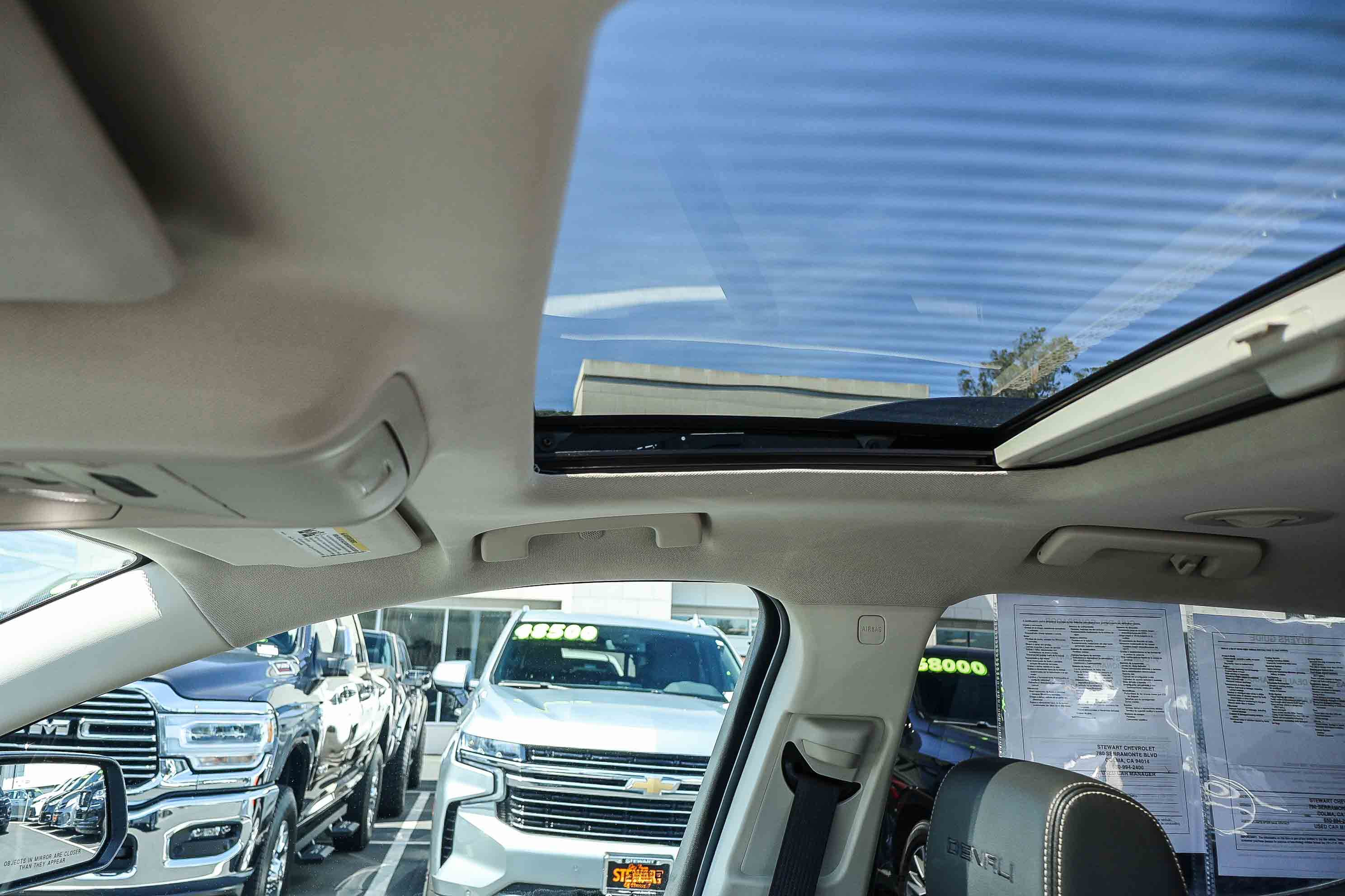 Used 2023 GMC Acadia Denali w/ Denali Ultimate Package image 6