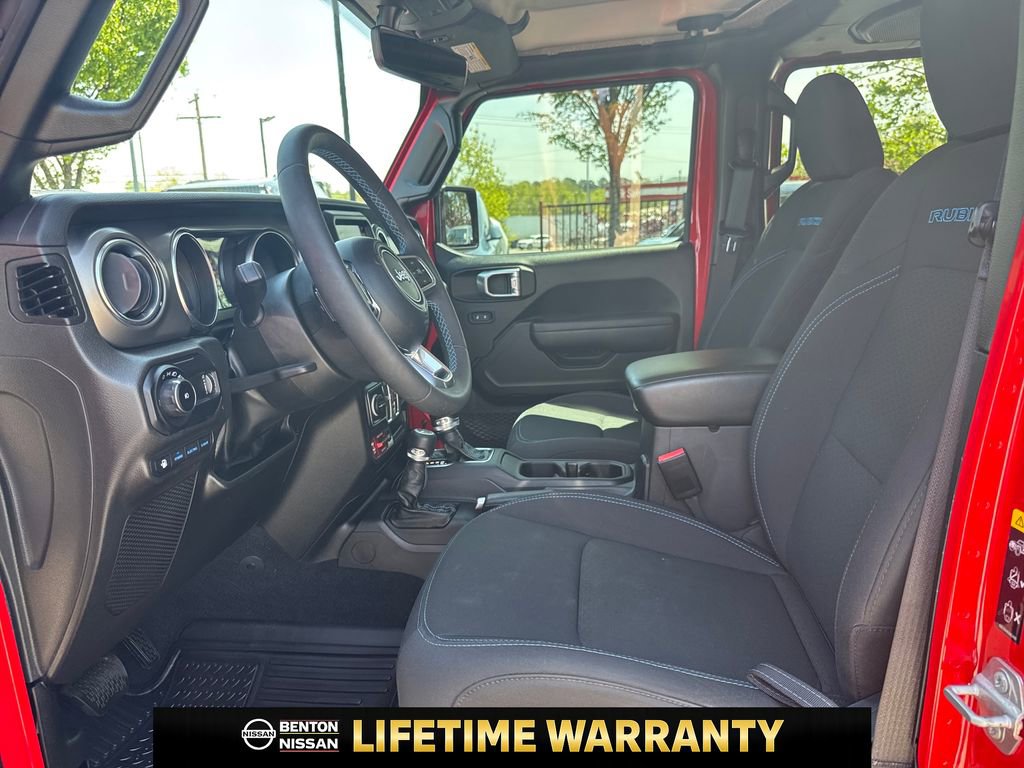 Used 2023 Jeep Wrangler Unlimited Rubicon 4xe image 12