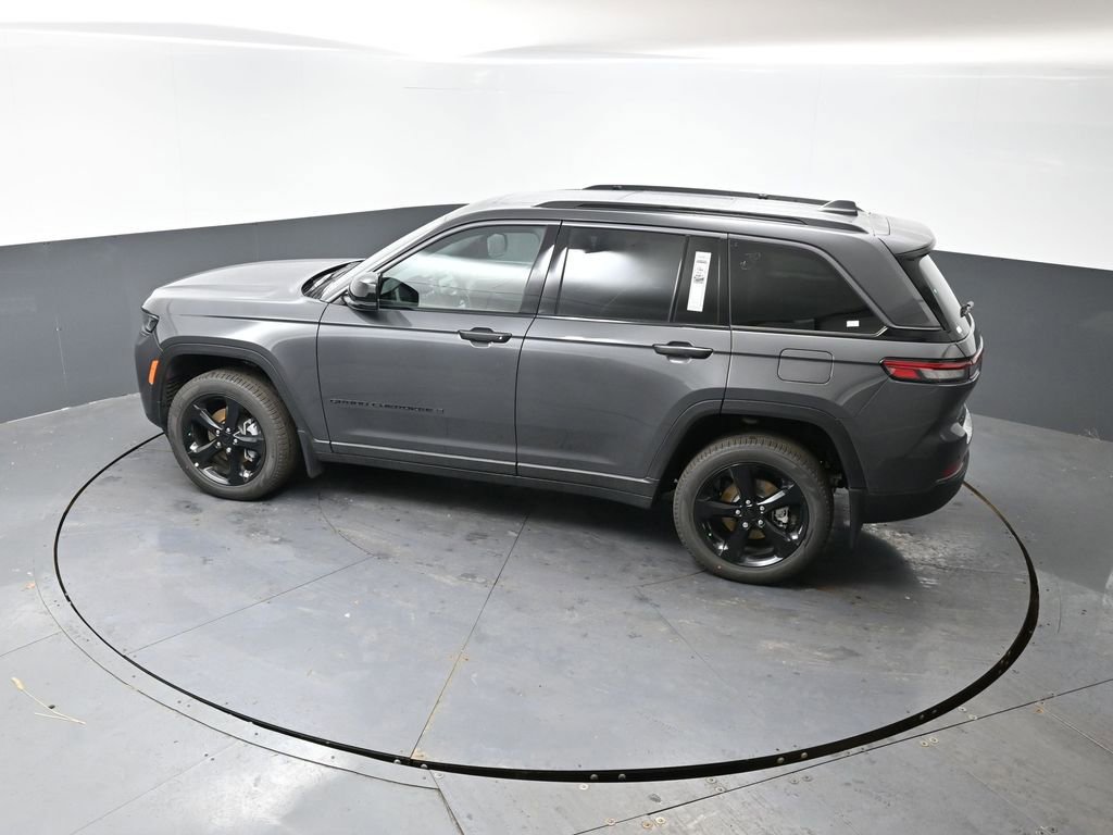 New 2026 Jeep Grand Cherokee Limited image 34