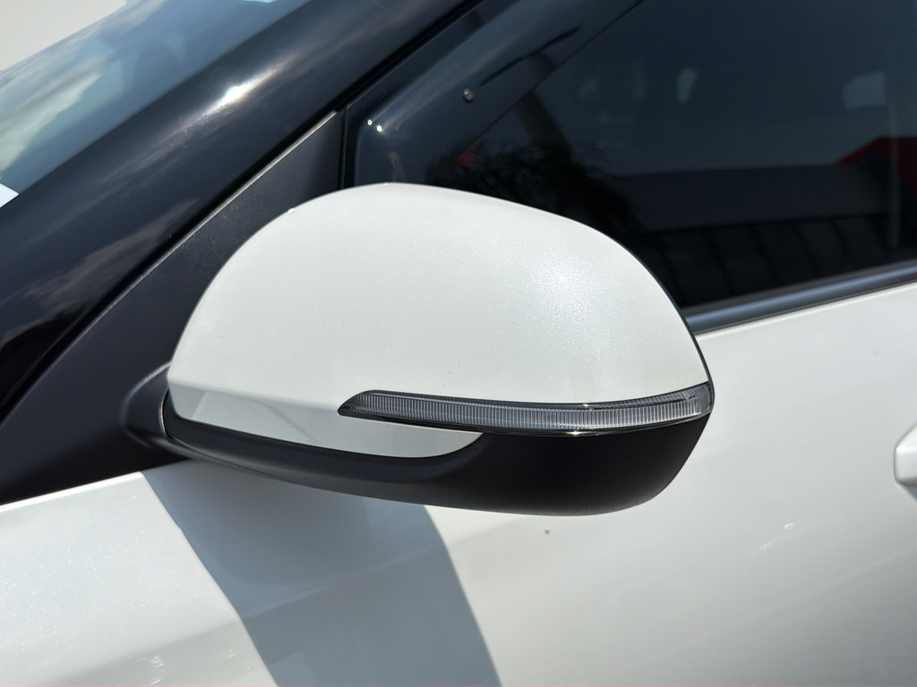Used 2023 Kia Seltos S FWD image 52