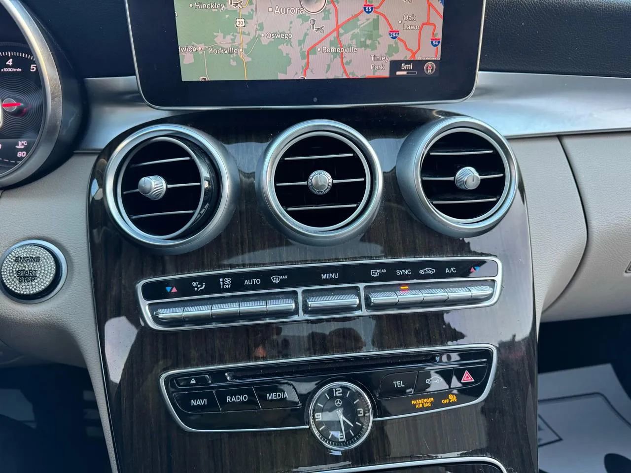 Used 2017 Mercedes-Benz C 300 Sedan w/ Parking Assist Package image 28