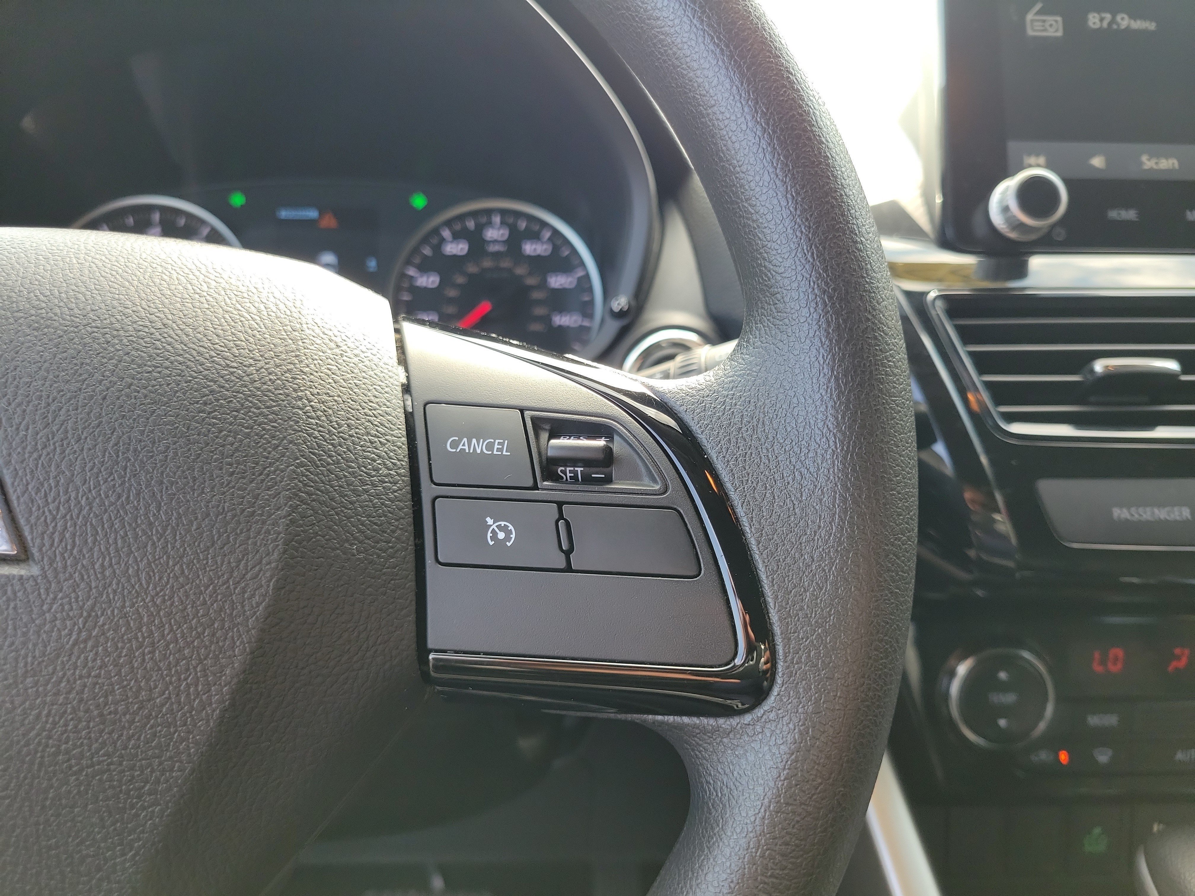Used 2024 Mitsubishi Eclipse Cross LE AWD/4WD image 23