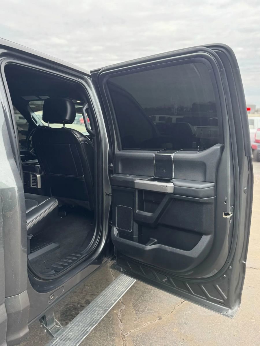 Used 2020 Ford F350 Platinum image 24