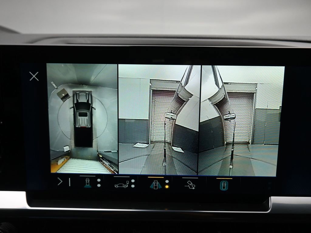 Used 2025 Chevrolet Silverado 2500 High Country image 25