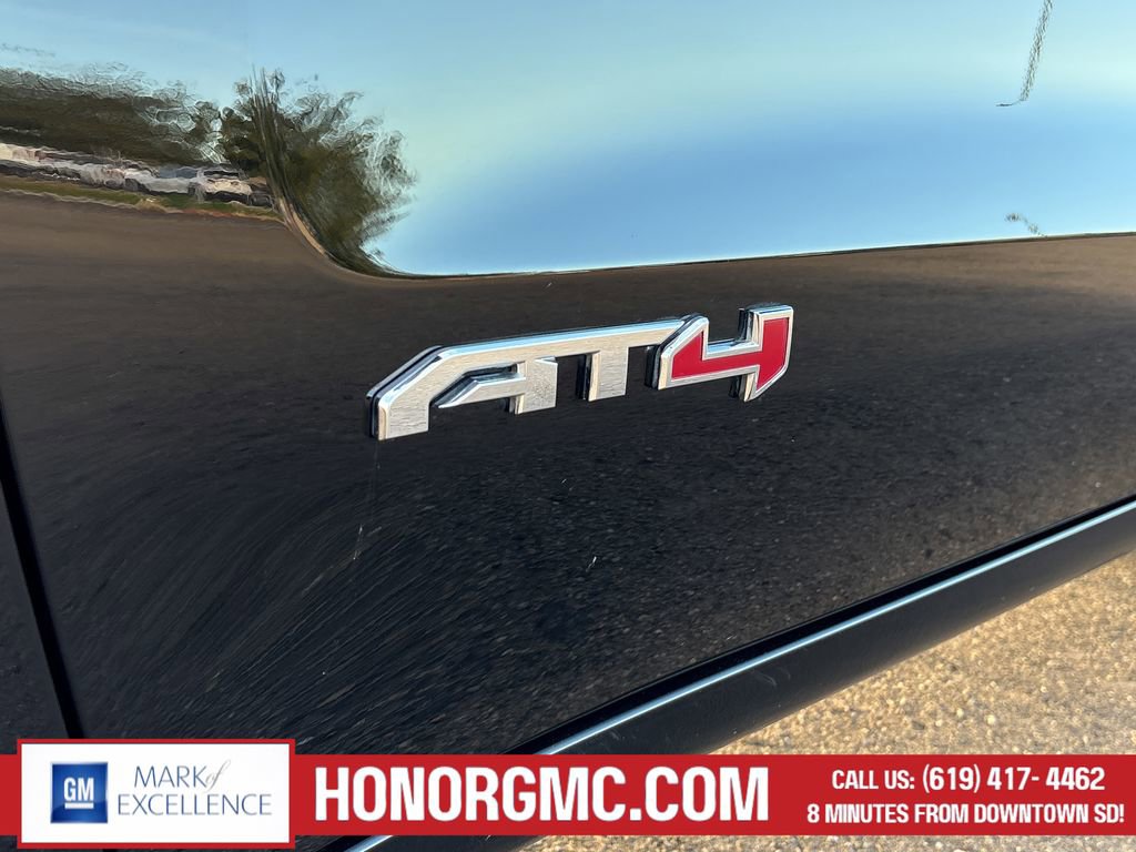 Used 2022 GMC Sierra 1500 AT4 image 10