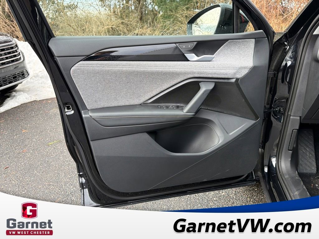 New 2026 Volkswagen Tiguan S image 10