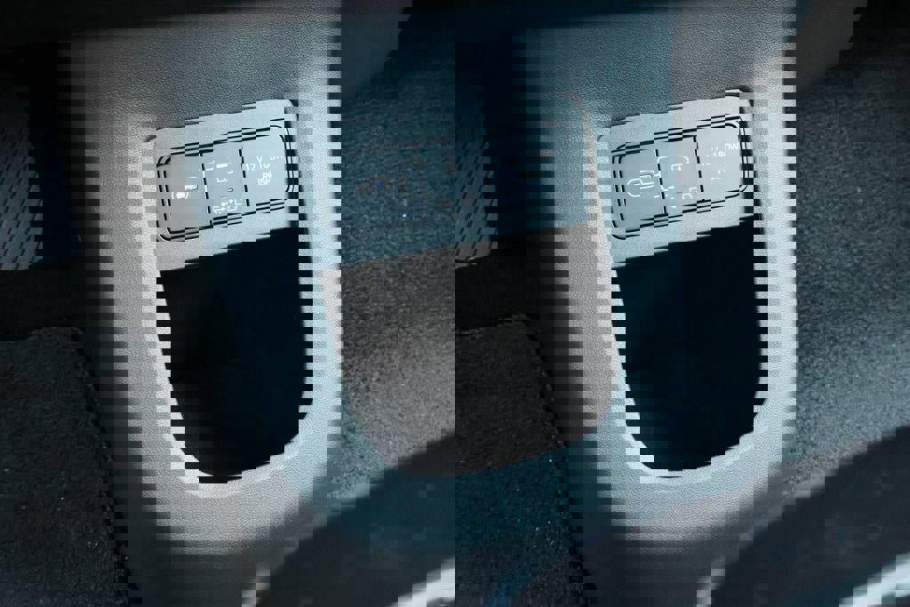 New 2025 Hyundai Ioniq 5 SEL image 13