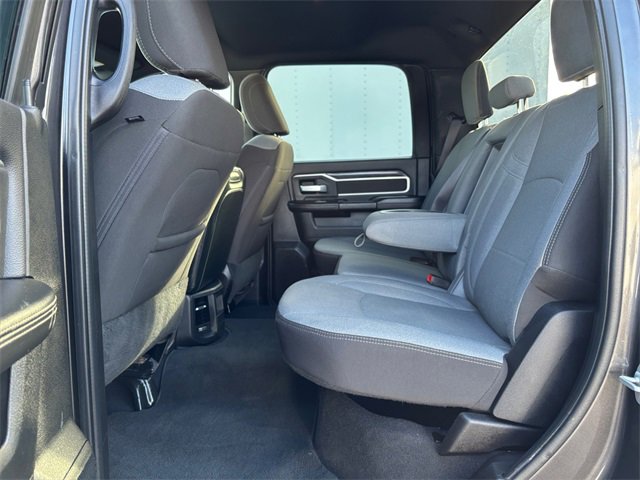Used 2024 RAM 3500 Big Horn image 31