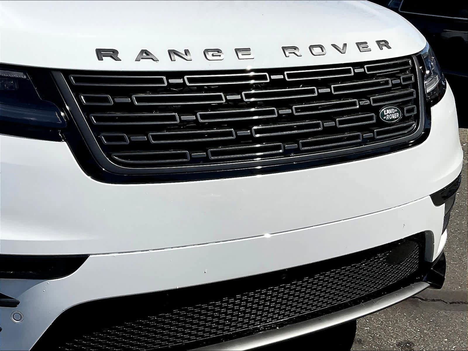 New 2026 Land Rover Range Rover Velar Dynamic SE AWD/4WD image 34