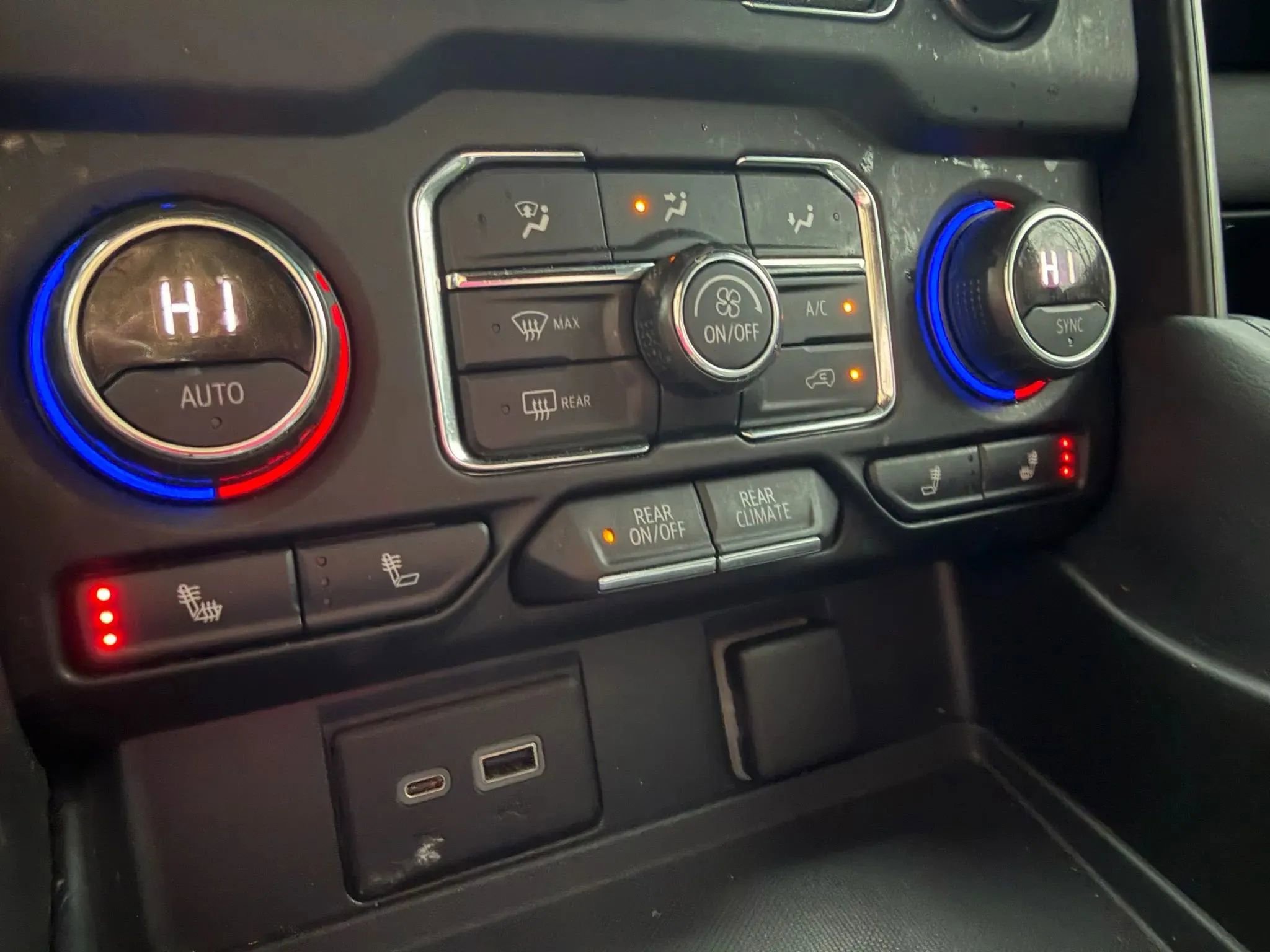 Used 2021 Chevrolet Tahoe LT image 21