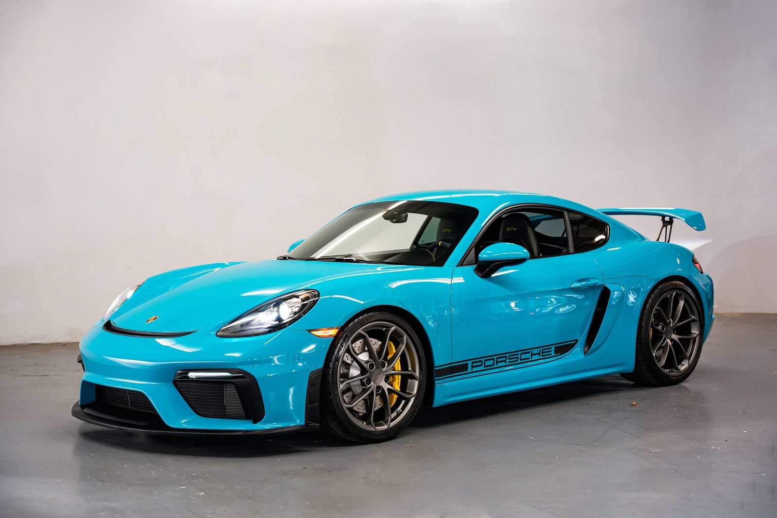 Used 2021 Porsche 718 Cayman GT4 RWD image 5