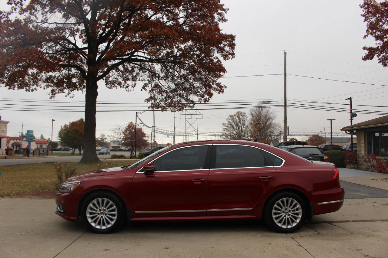 Used 2017 Volkswagen Passat 1.8T SE image 6
