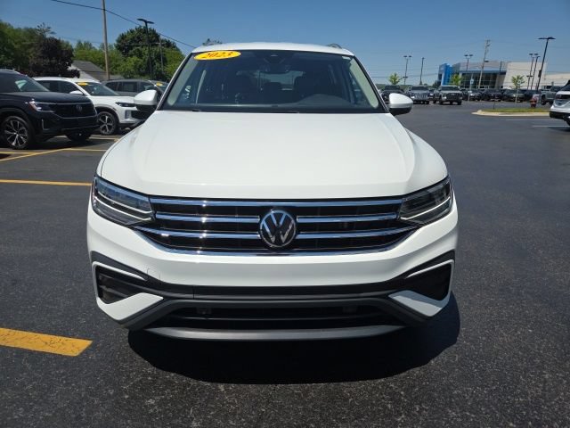 Used 2023 Volkswagen Tiguan SE FWD video 2