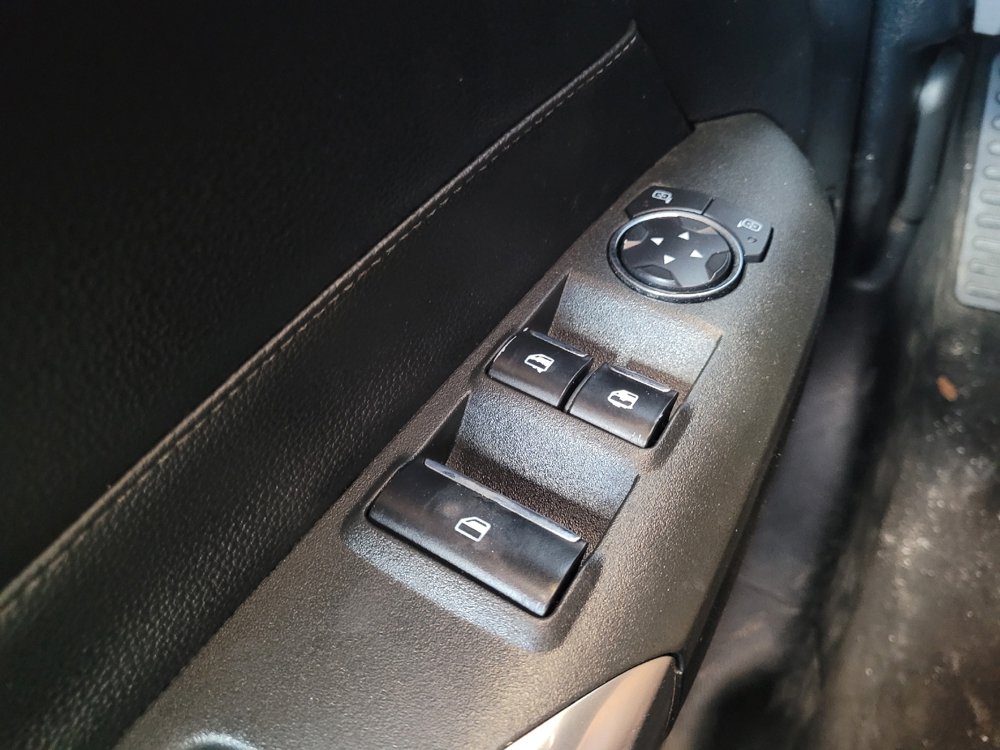 Used 2016 Ford Mustang Premium RWD image 27