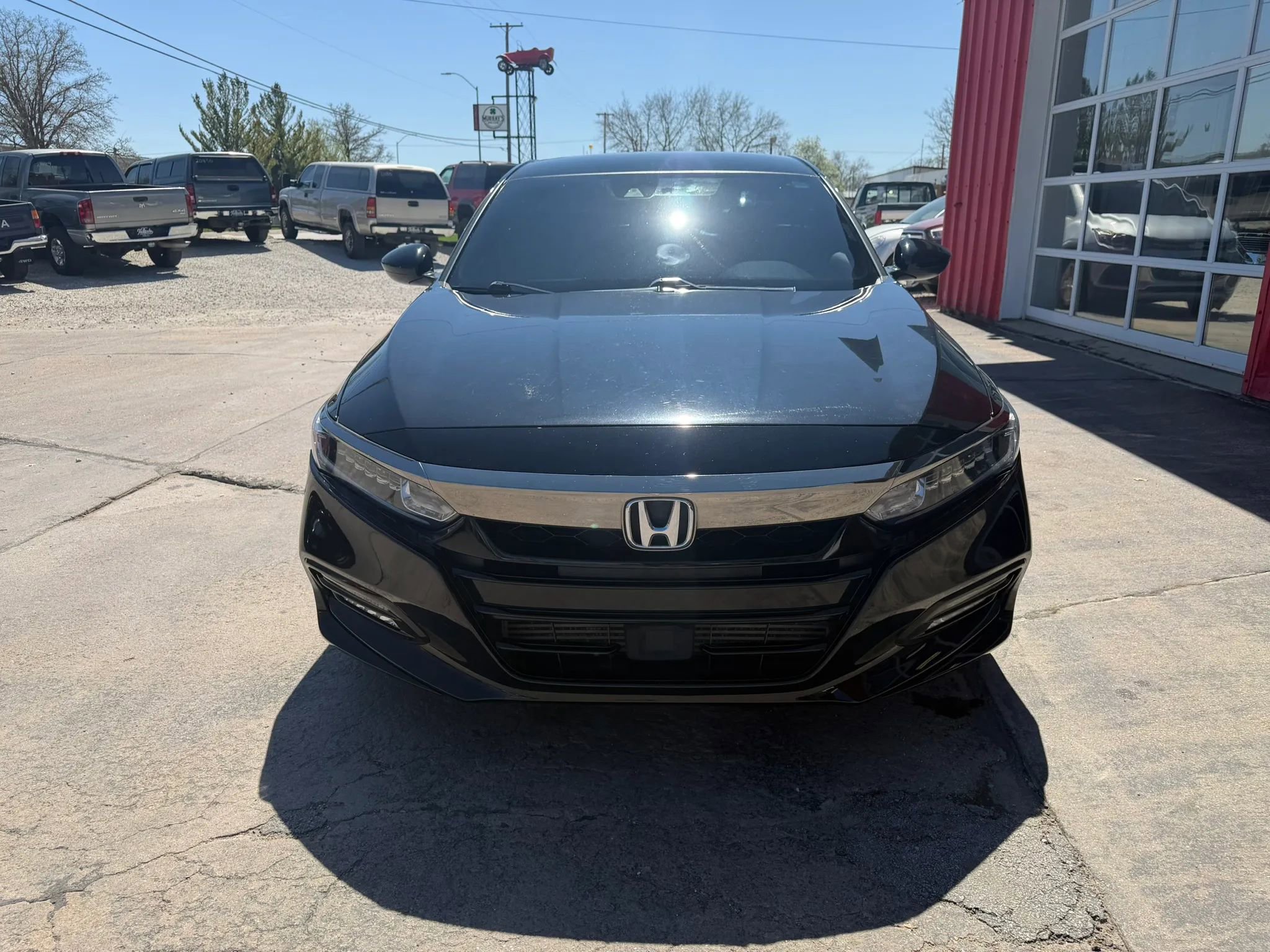 Used 2018 Honda Accord Sport image 3