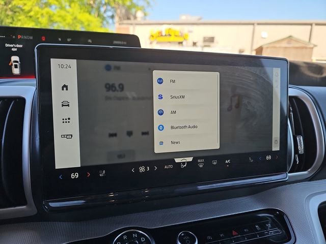 Used 2025 Ford Expedition Max Active image 27