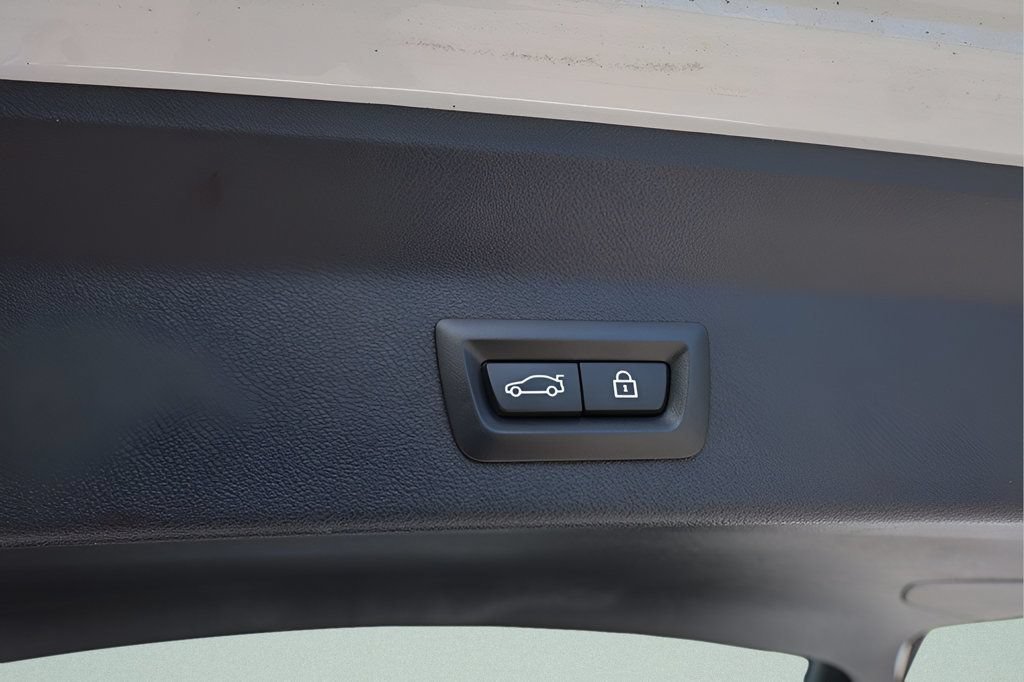 Used 2022 BMW X3 sDrive30i w/ Convenience Package RWD image 19