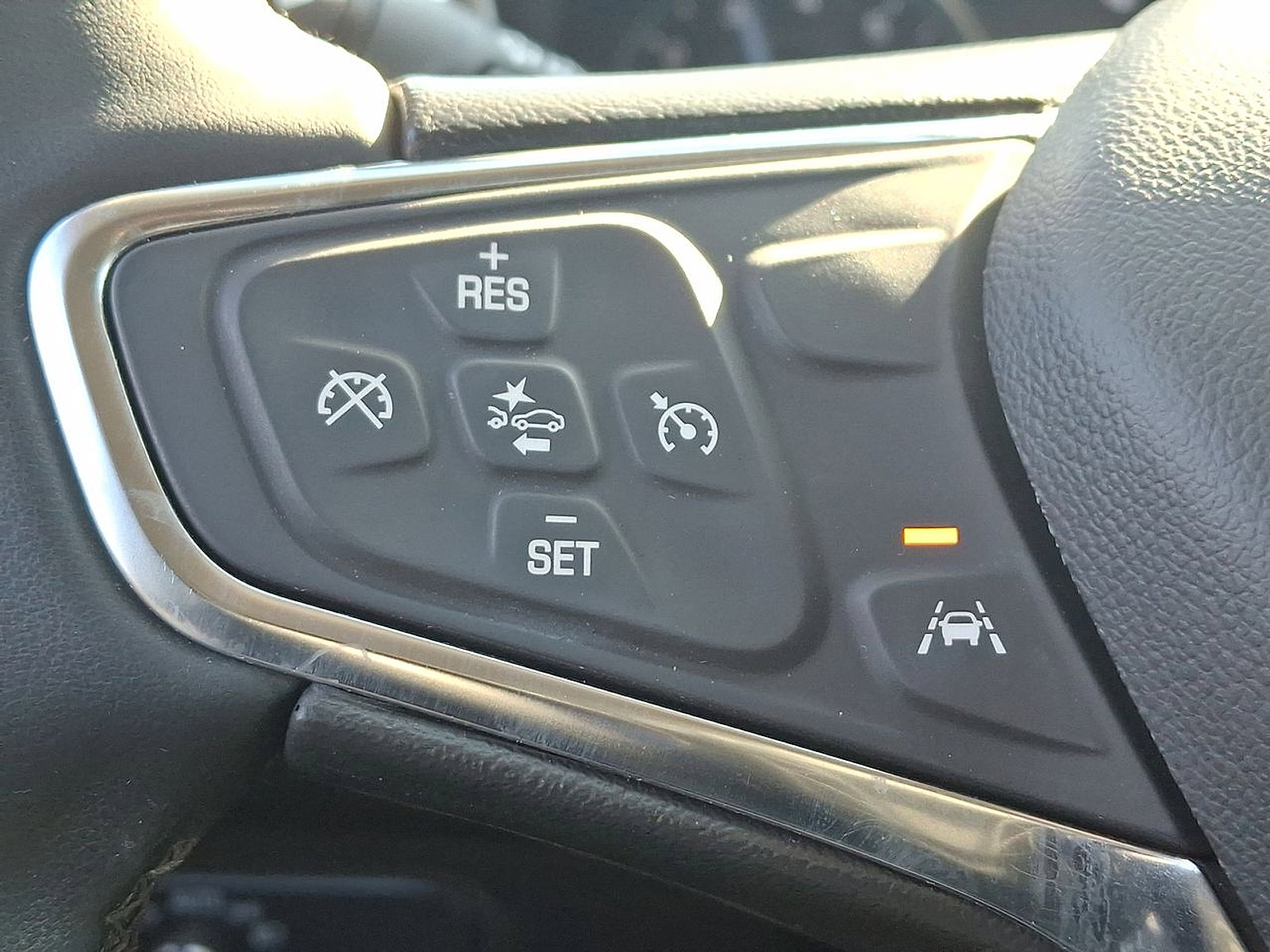 Certified 2024 Chevrolet Equinox LT w/ LPO, Floor Liner Package image 17