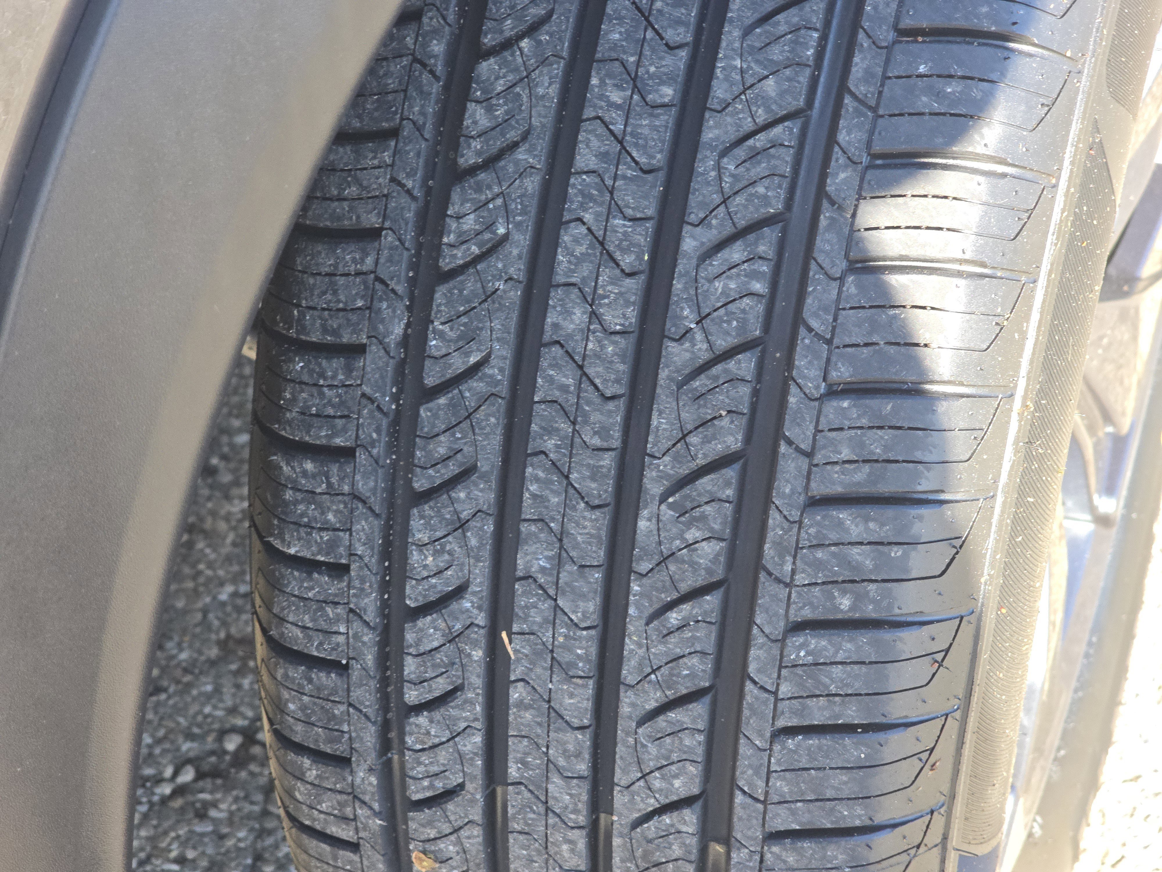 Used 2024 Nissan Rogue SV image 14