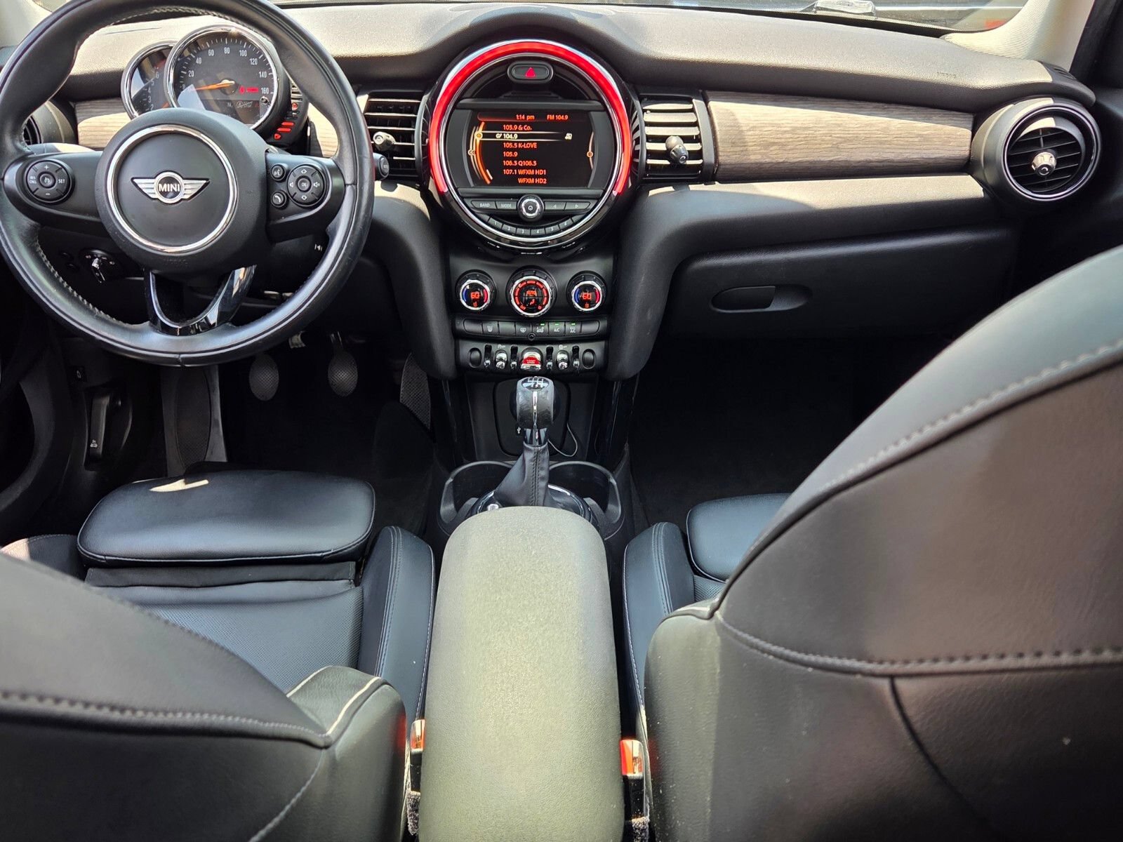 Used 2016 MINI Cooper 4-Door Hardtop FWD image 8