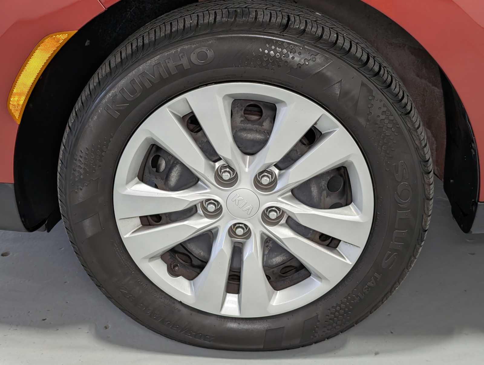 Certified 2021 Kia Soul LX FWD image 3