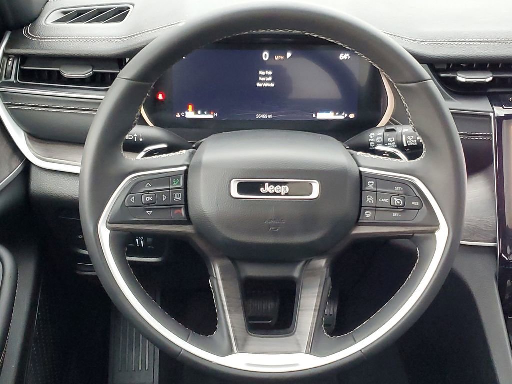 Used 2024 Jeep Grand Cherokee L Limited w/ Luxury Tech Group II image 29