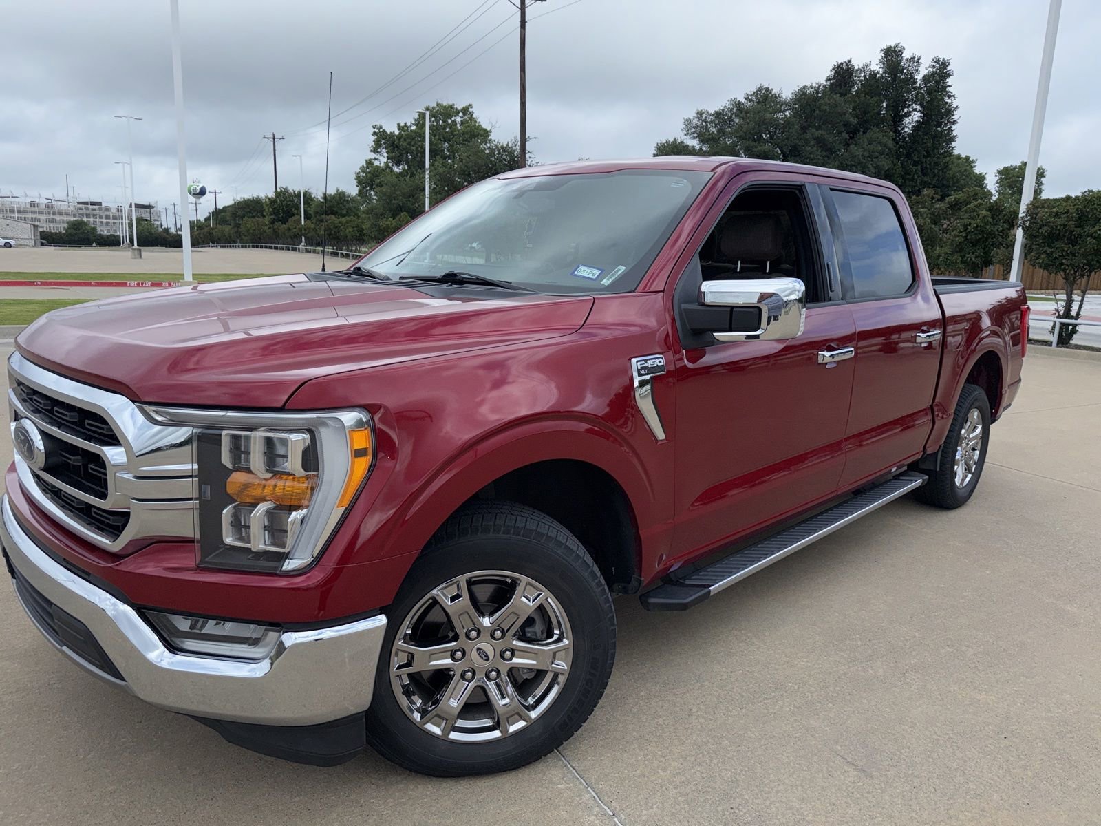 Used 2021 Ford F150 XLT w/ Equipment Group 302A High RWD image 6