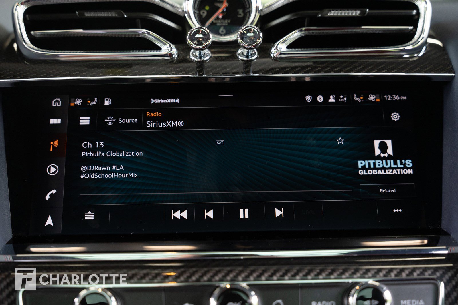 Used 2023 Bentley Bentayga Extended Wheelbase image 28