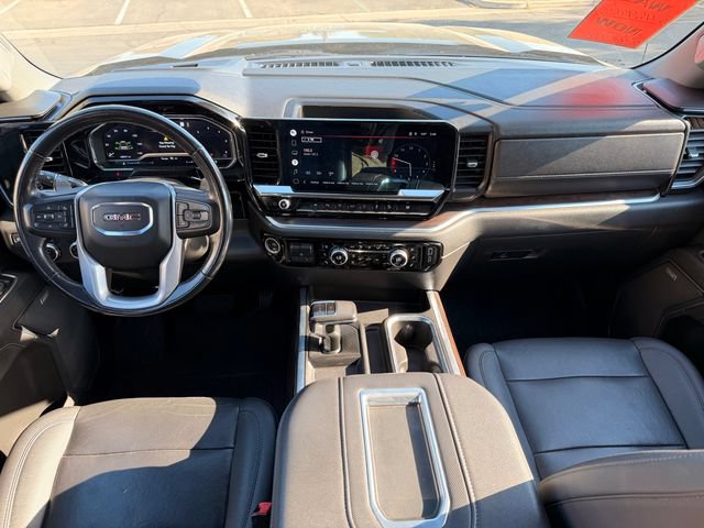 Used 2022 GMC Sierra 1500 SLT w/ SLT Premium Plus Package AWD/4WD image 8