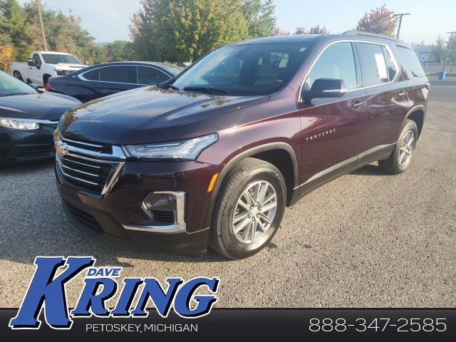 Used 2023 Chevrolet Traverse LT